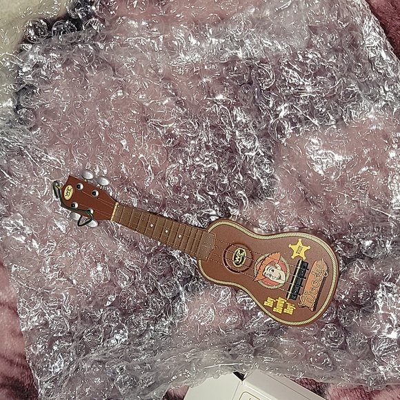 Hallmark Keepsake - Picture 6 of 7